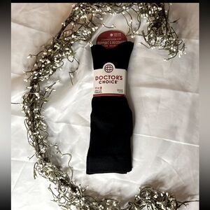 Doctors Choice Black 2 Pair of Compression Socks For Support & Recovery